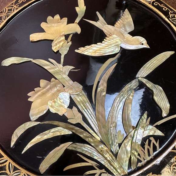 1950s Chinoiserie Black Lacquer Mother of Pearl Wall Art 10” Birds and Flowers - Picture 4 of 6